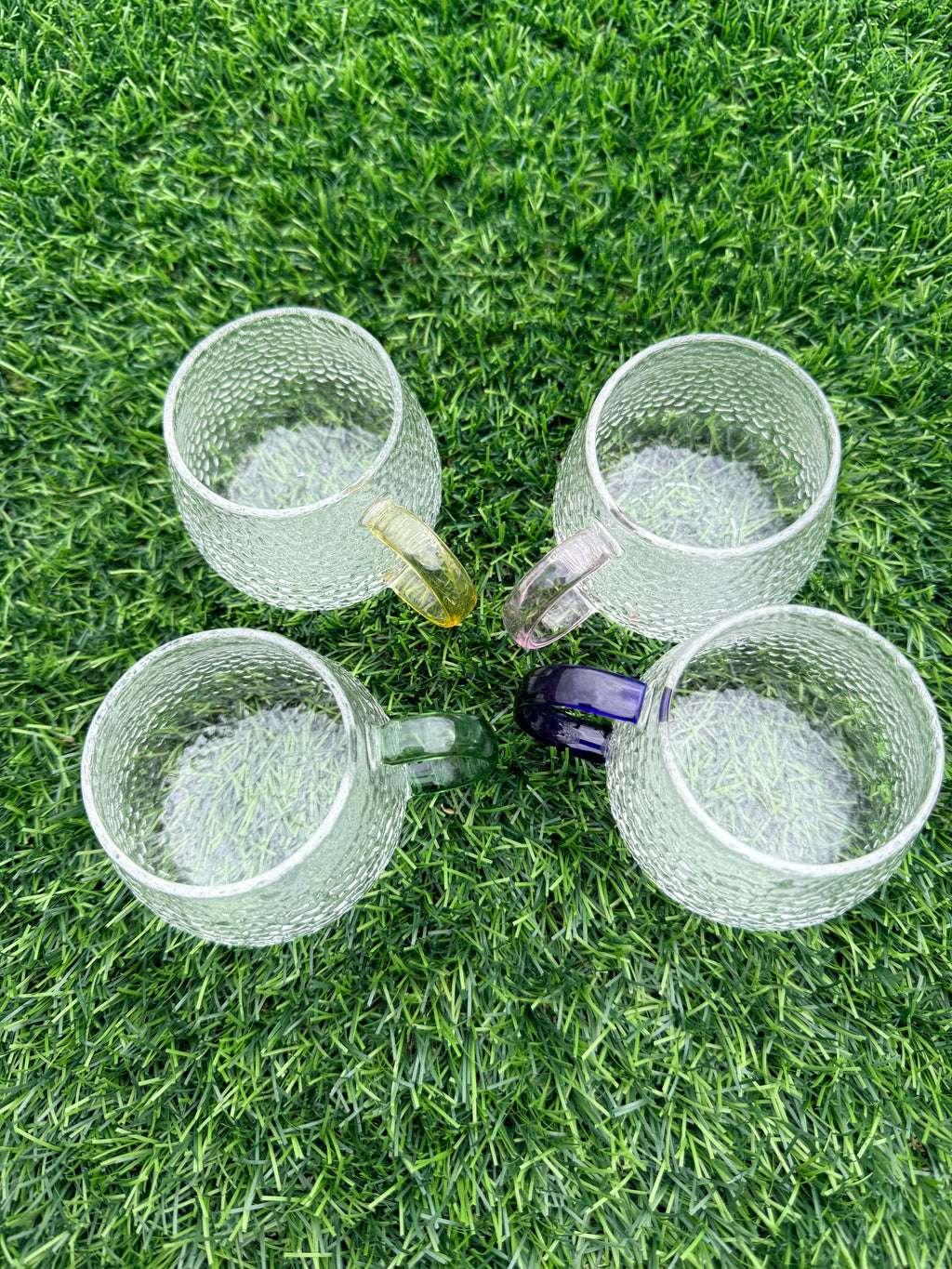 Textured Glass Coffee Mug Set with Colour Handles | Modern Glass Tea Cups (Set of 4)